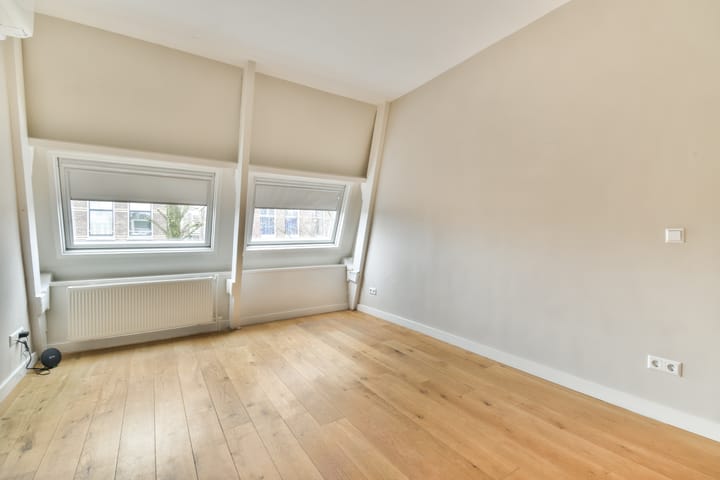 Foto 20 van Johannes Verhulststraat 4-2