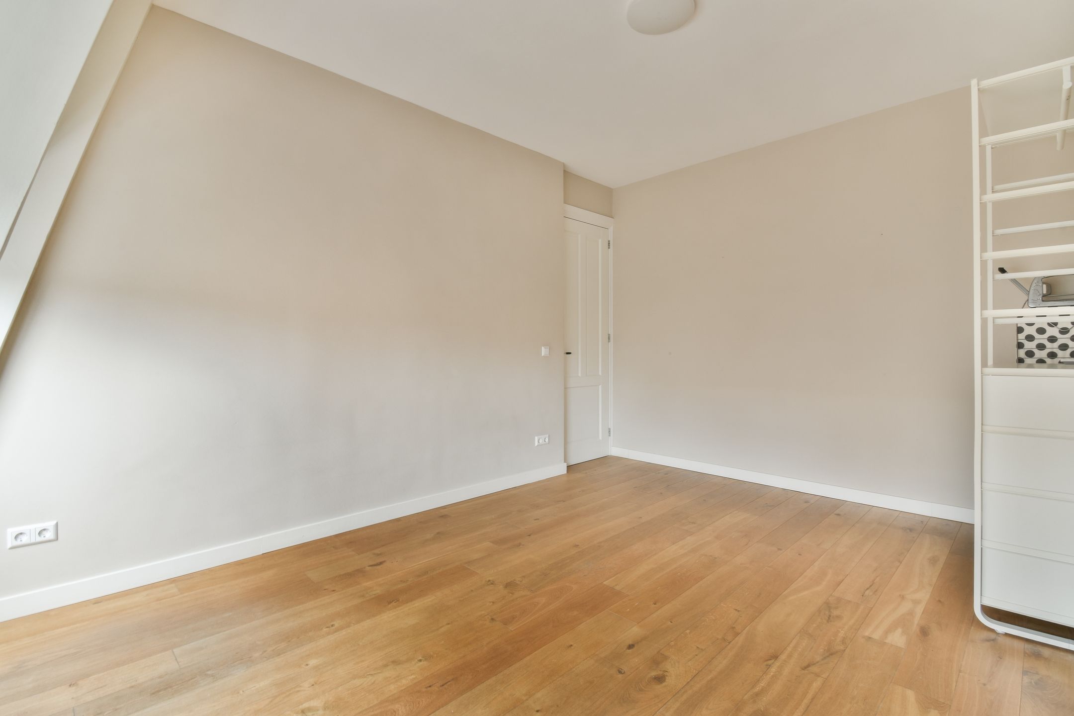 Foto 21 van Johannes Verhulststraat 4-2