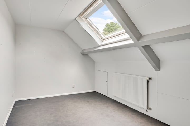 Foto 28 van Ribesstraat 48