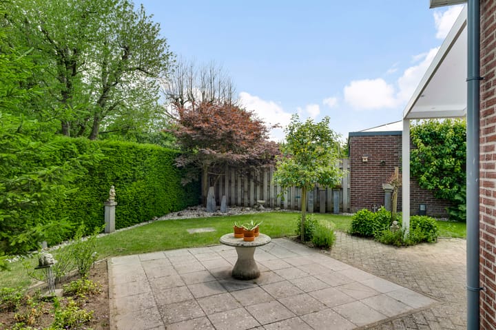 Foto 39 van Ribesstraat 48