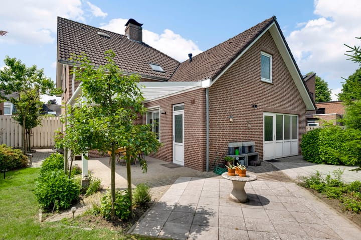 Foto 41 van Ribesstraat 48