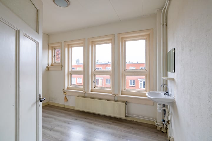 Foto 18 van Van Swinderenstraat 44-B