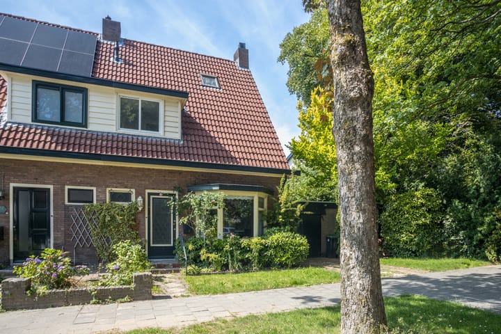 Foto 2 van Gravin Adalaan 10