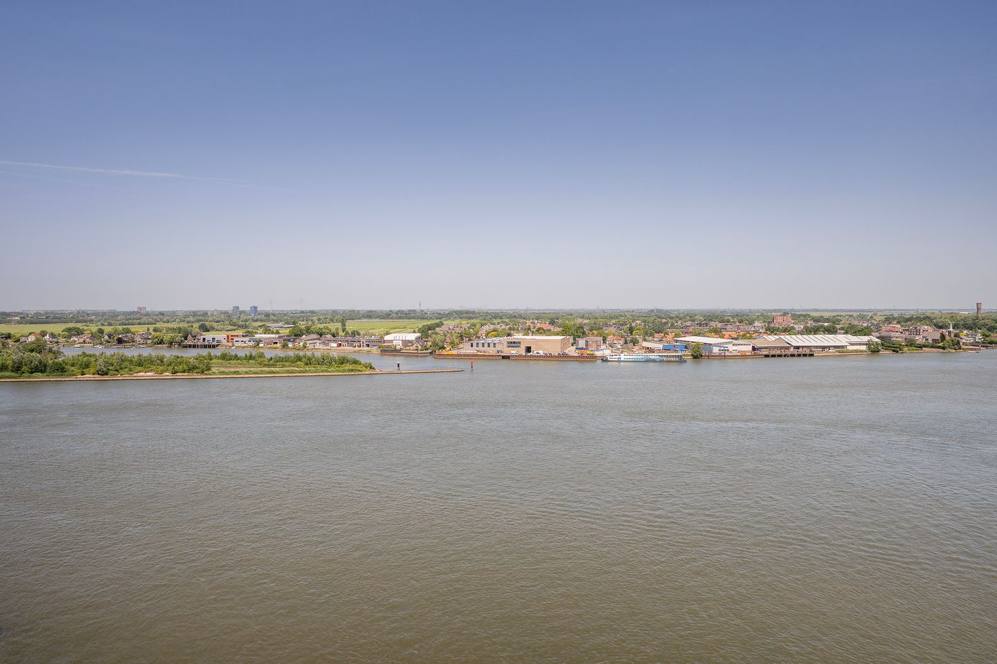 Foto 20 van Drierivierenlaan 465