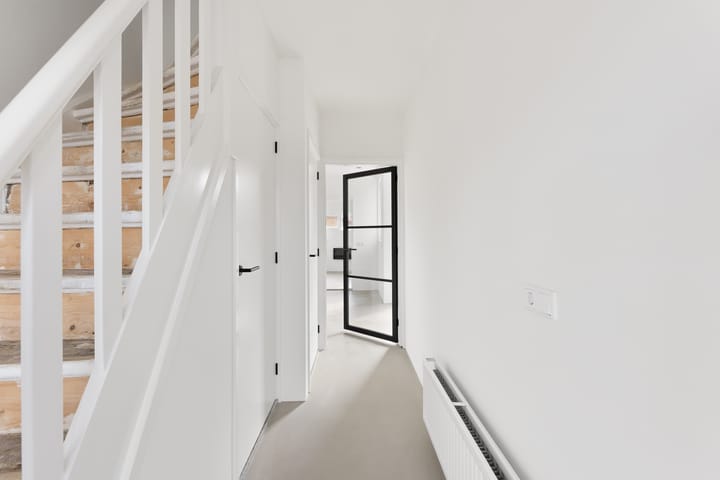 Foto 15 van dr. Leenhoutsstraat 42