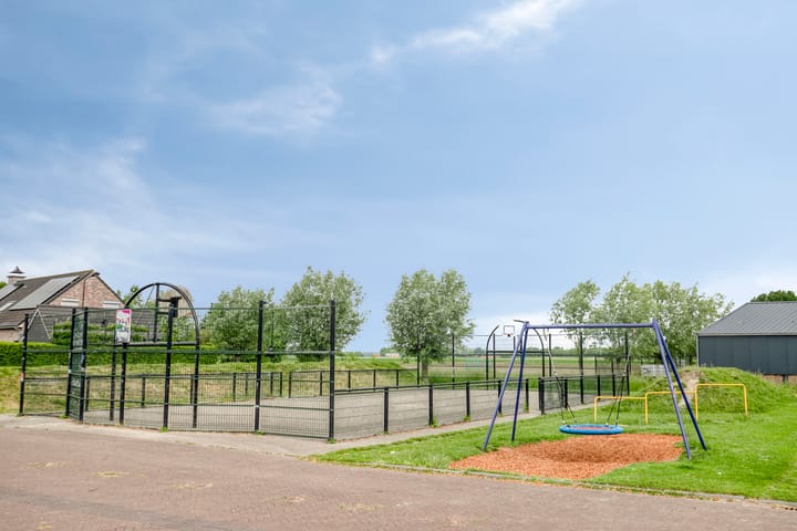 Foto 26 van dr. Leenhoutsstraat 42