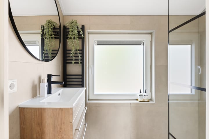 Foto 20 van dr. Leenhoutsstraat 42