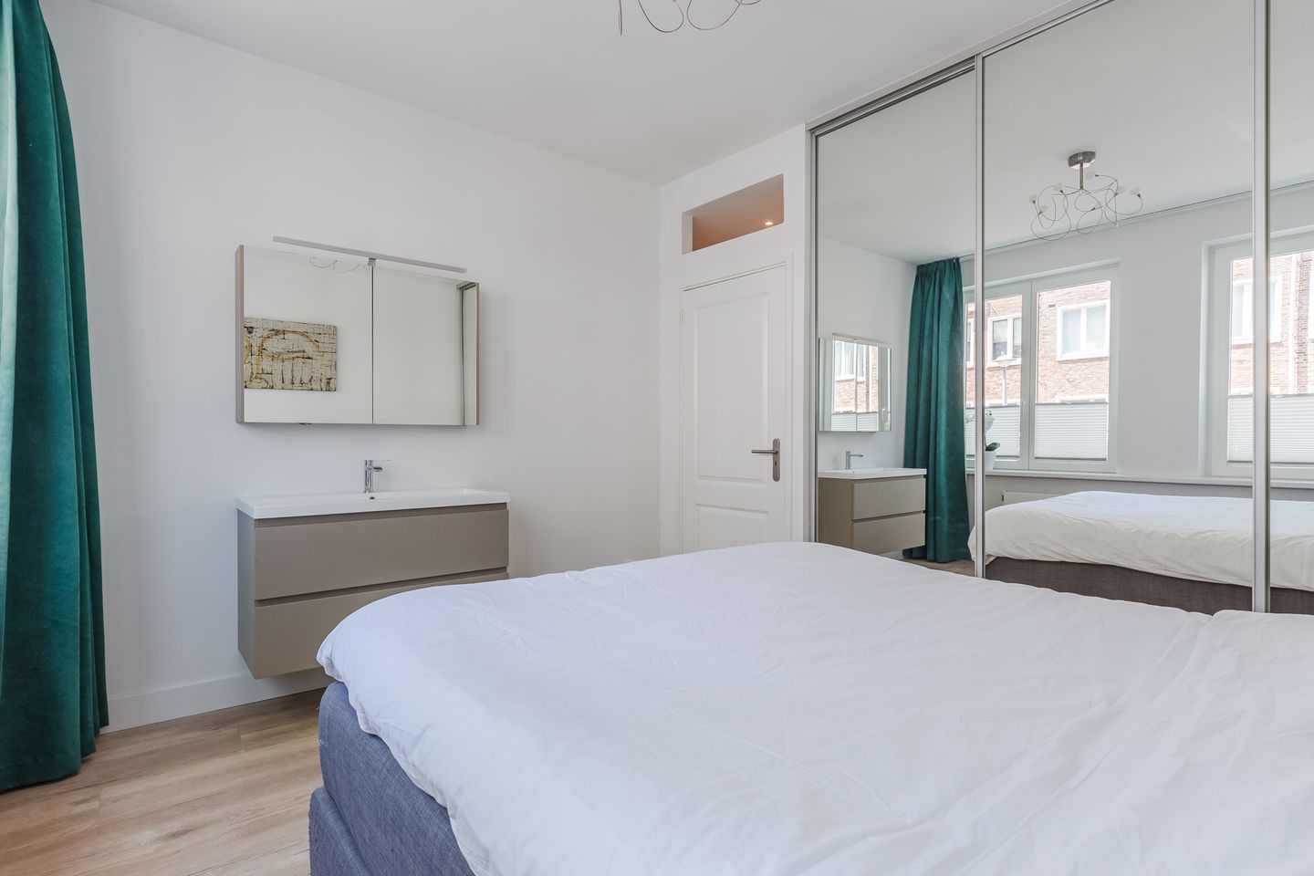 Foto 14 van Van Spilbergenstraat 27-H