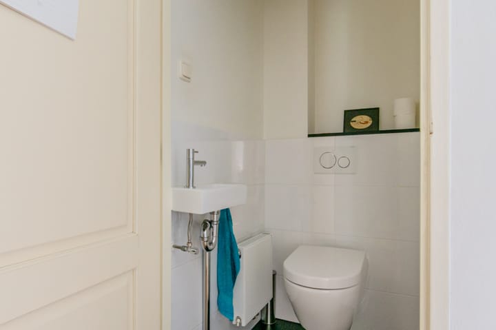 Photo 11 of Galjoen 79