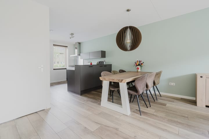 Foto 12 van Carel Willinklaan 11