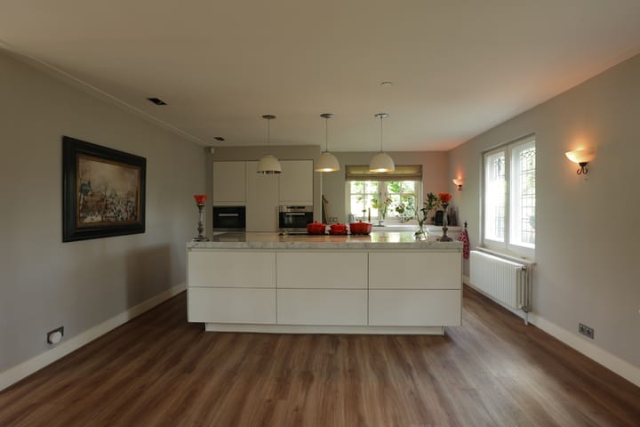 Foto 15 van Valkeveenselaan 1