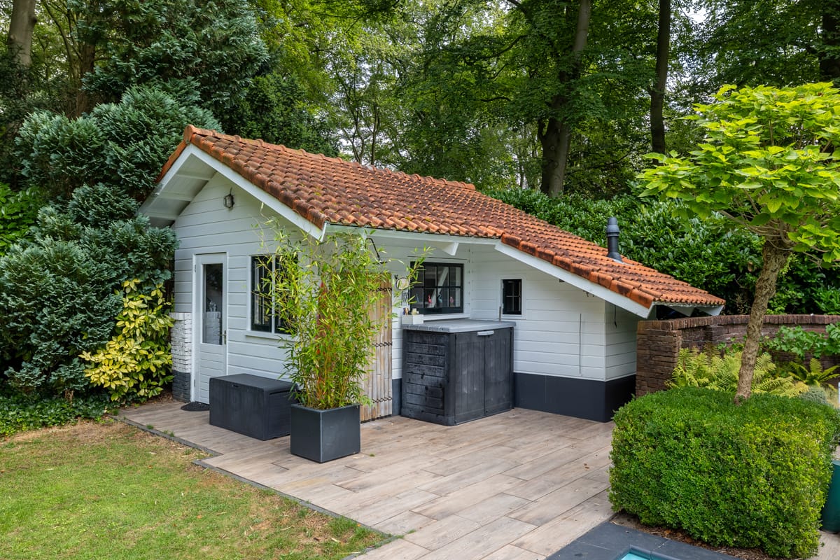 Foto 33 van Valkeveenselaan 1