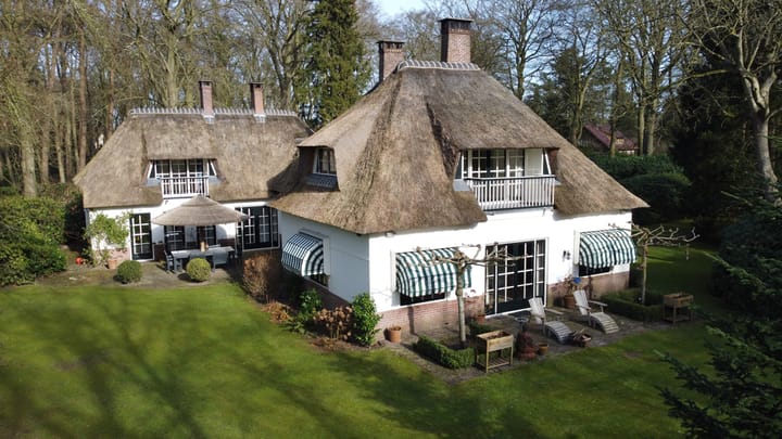 Foto 41 van Valkeveenselaan 1