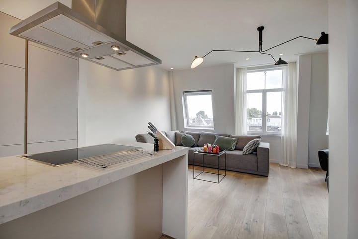 Foto 2 van Van Baerlestraat 116-4