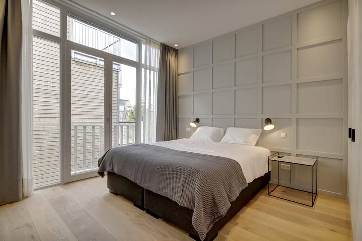 Foto 16 van Van Baerlestraat 116-4