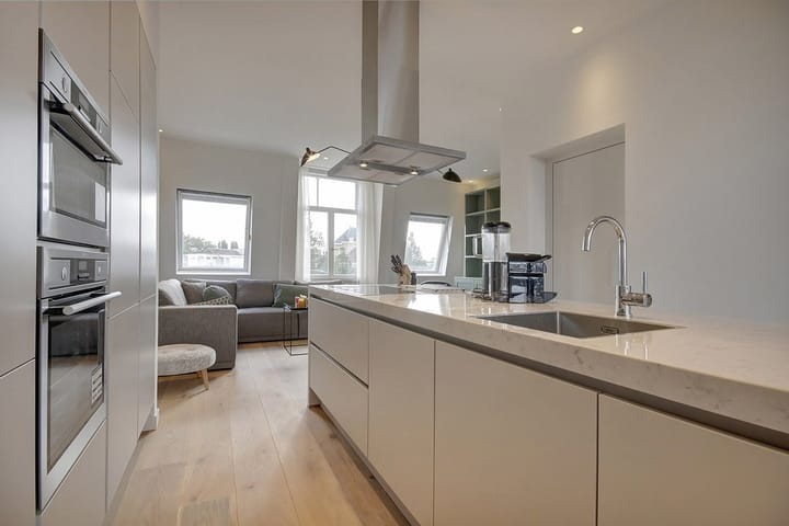 Foto 15 van Van Baerlestraat 116-4