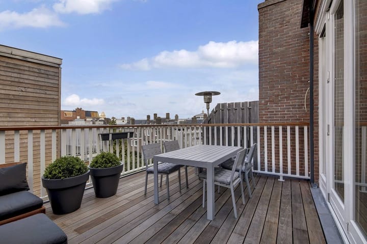 Foto 22 van Van Baerlestraat 116-4