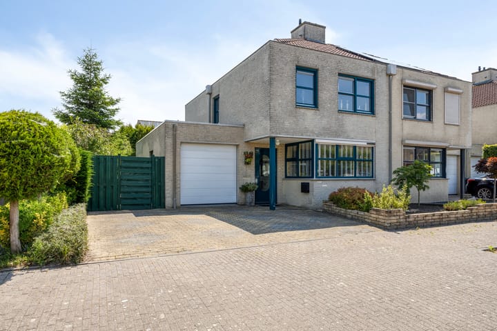 Photo 1 of Waegemaekersstraat 8