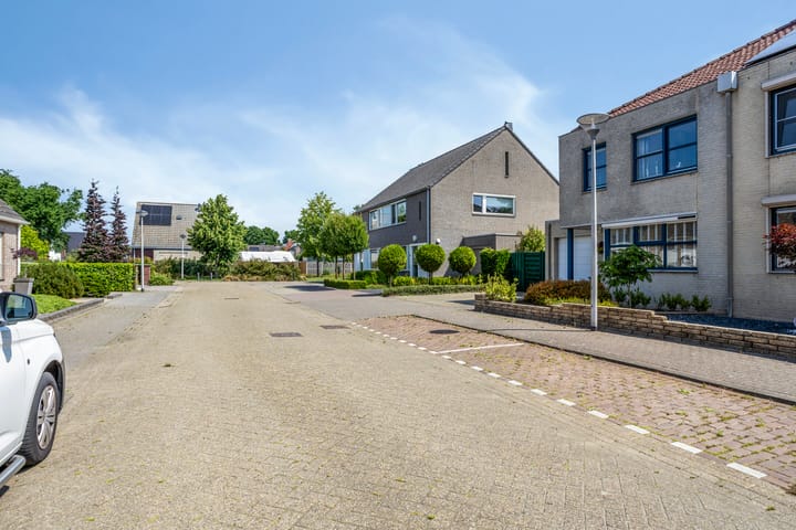 Photo 7 of Waegemaekersstraat 8