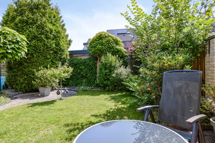 Photo 40 of Waegemaekersstraat 8