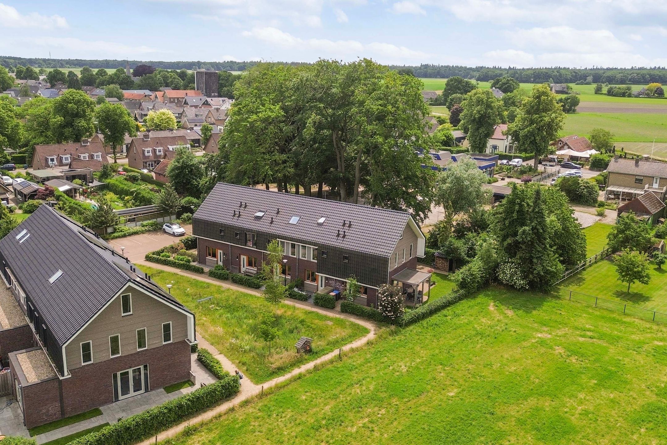 Photo 3 of Dokter J. van Heuvenweg 44