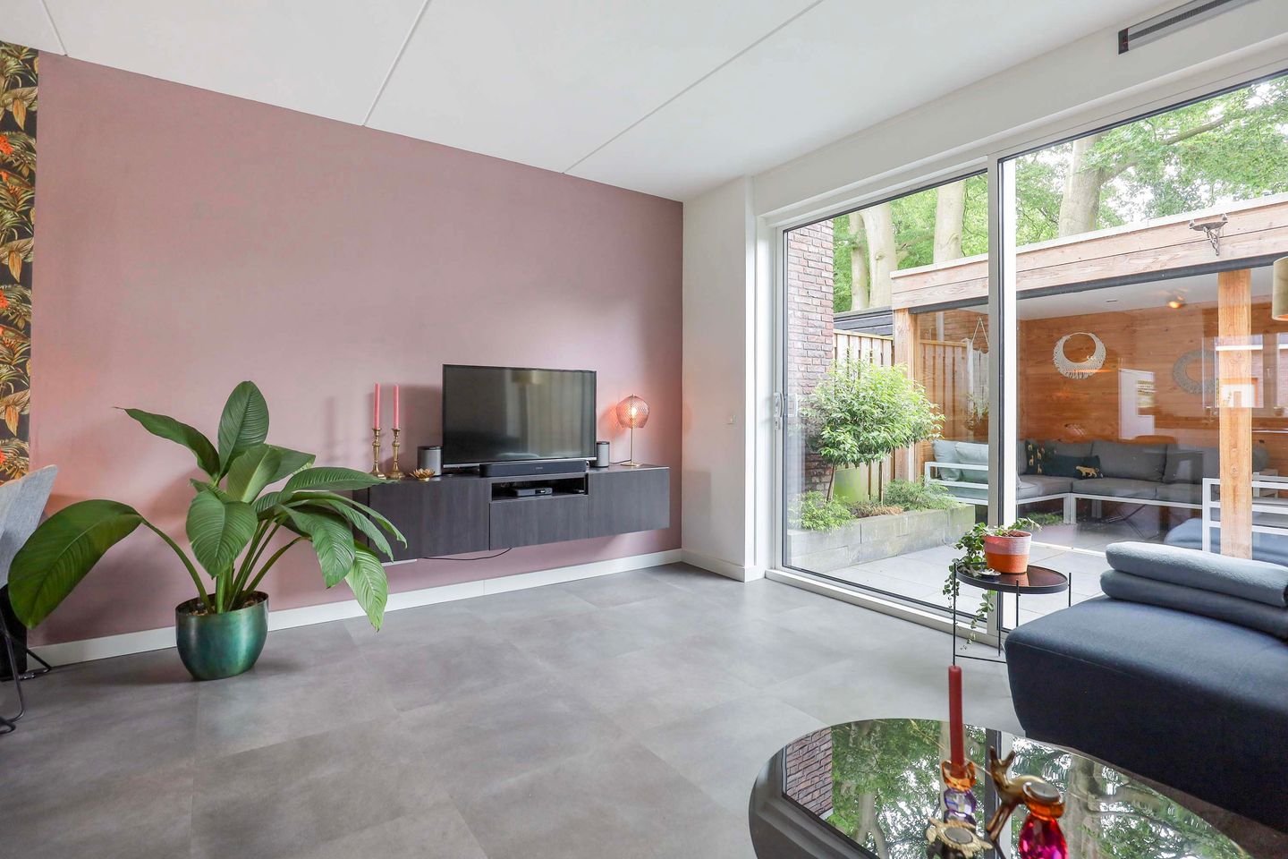 Photo 10 of Dokter J. van Heuvenweg 44