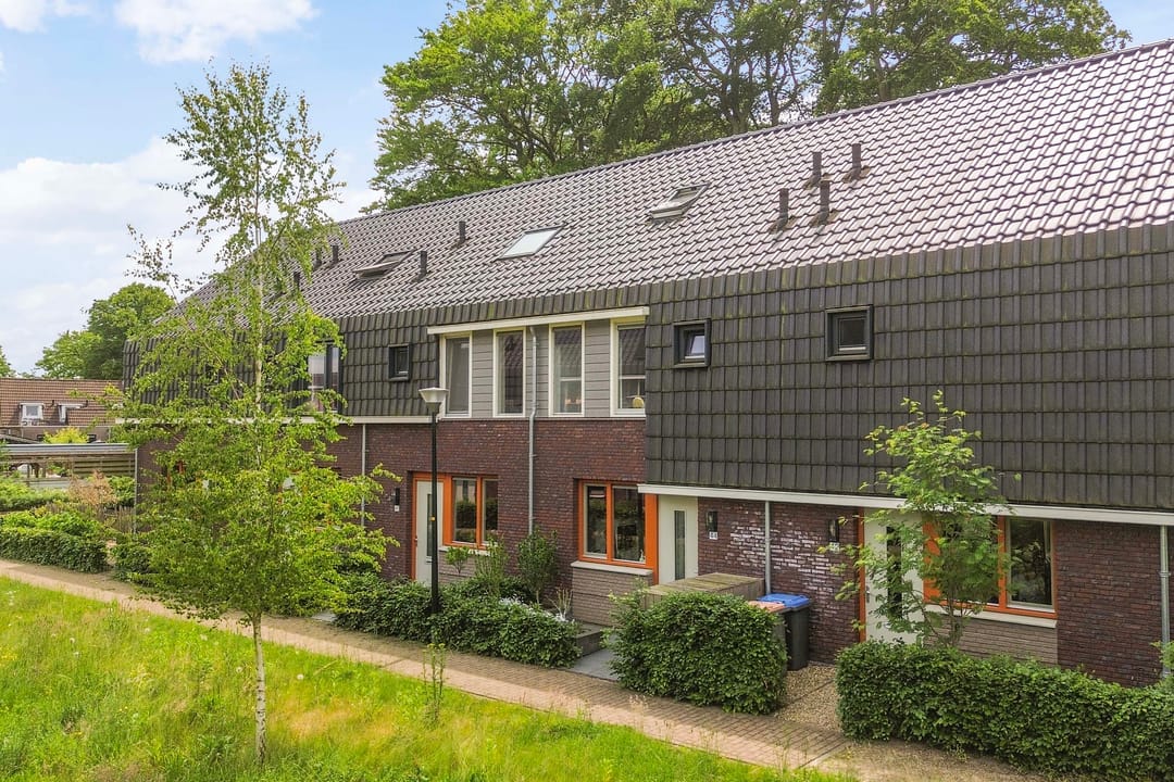 Photo 31 of Dokter J. van Heuvenweg 44