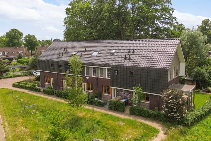 Foto 32 van Dokter J. van Heuvenweg 44