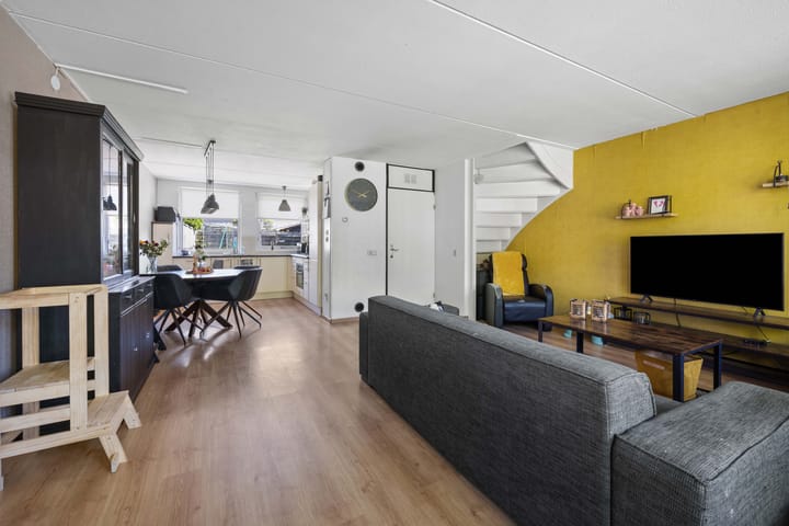 Foto 8 van Mezenveld 146