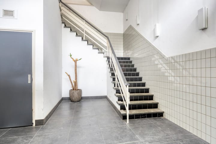 Foto 7 van Julianastraat 56-L