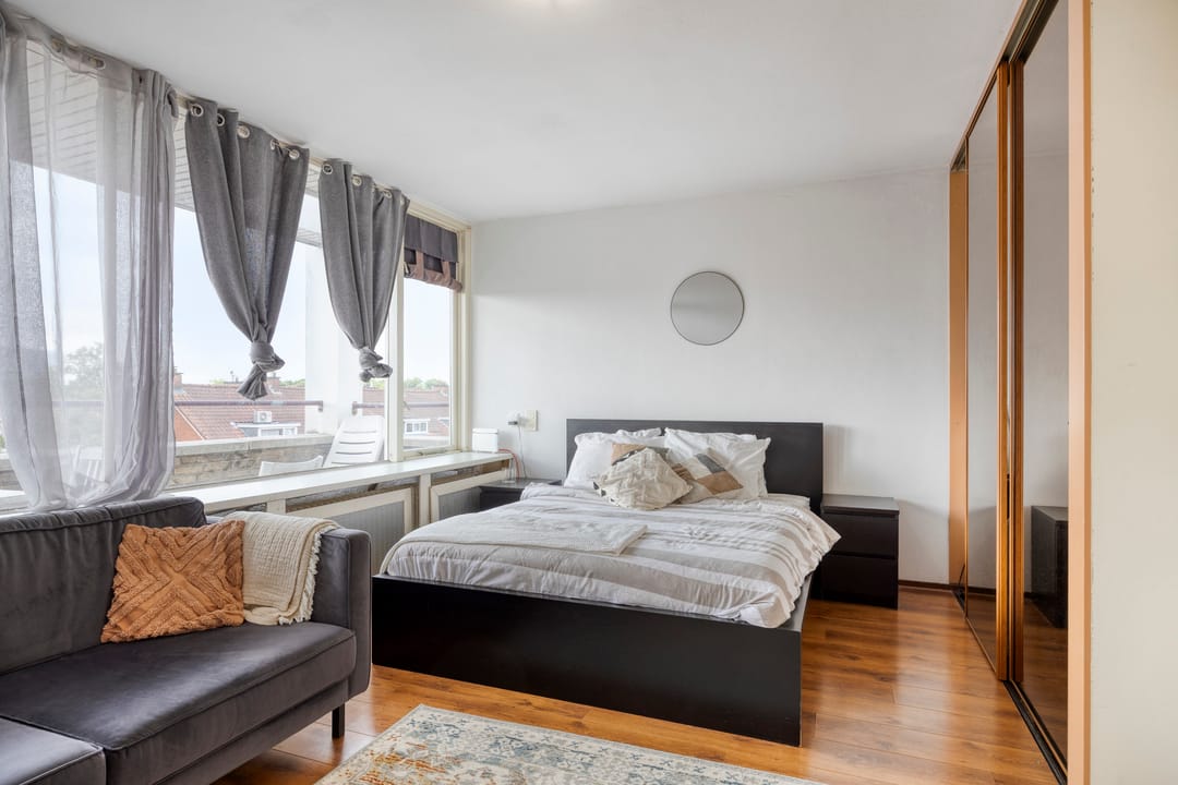 Foto 16 van Julianastraat 56-L