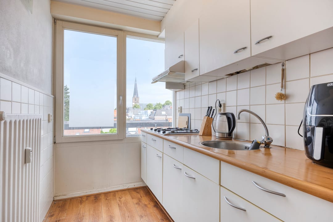 Foto 17 van Julianastraat 56-L