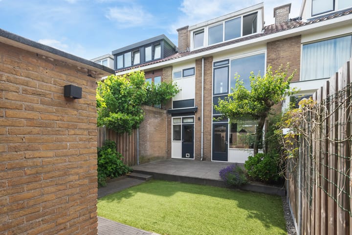 Foto 1 van Witte de Withlaan 26