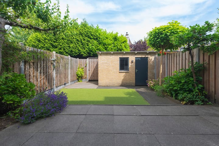 Foto 49 van Witte de Withlaan 26