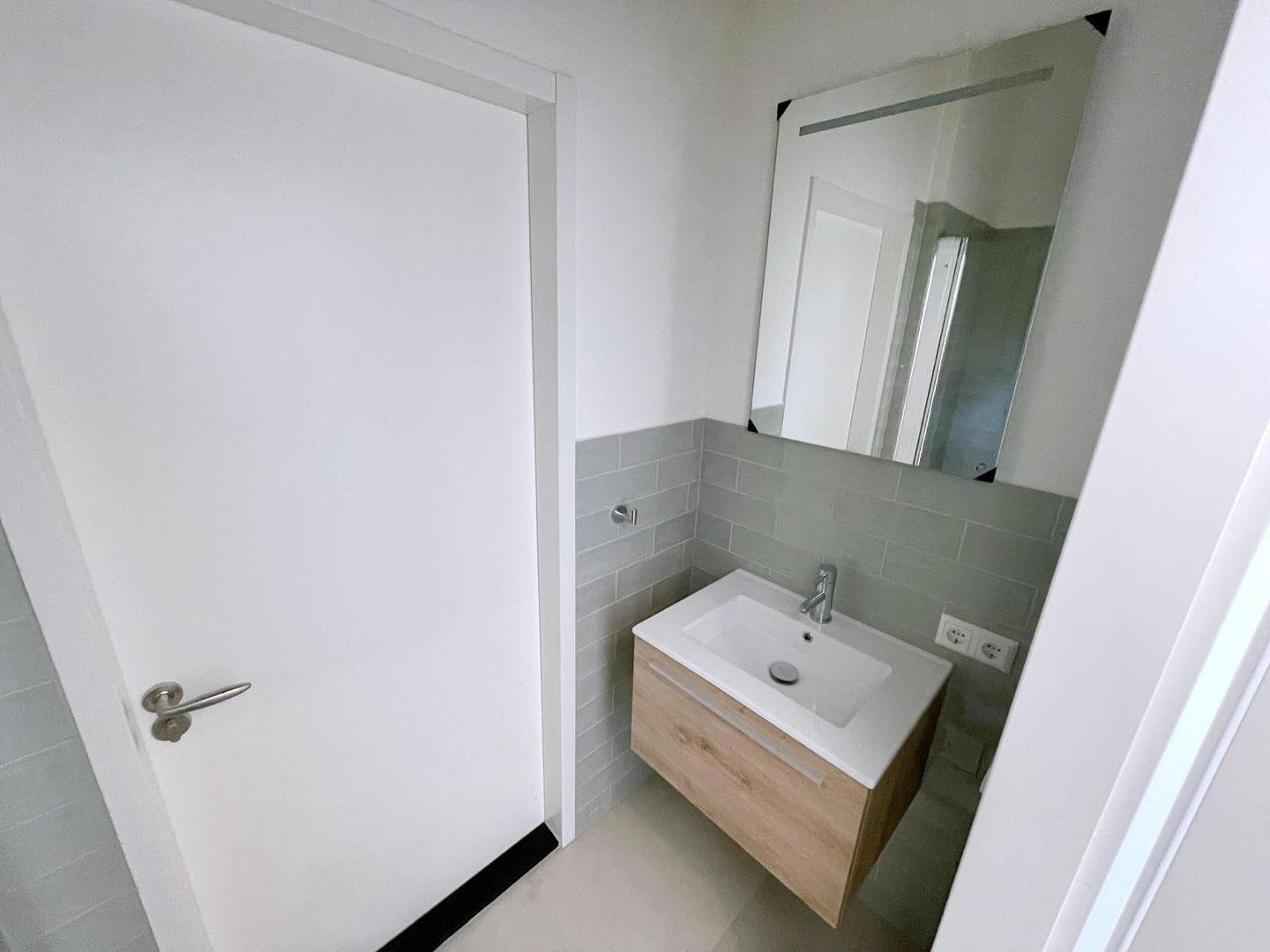 Photo 19 of Rhijngeesterstraatweg 40-H