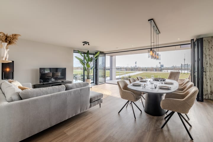 Foto 14 van Straatweg 32