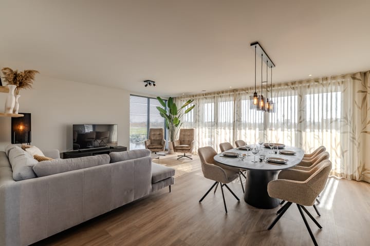 Foto 16 van Straatweg 32