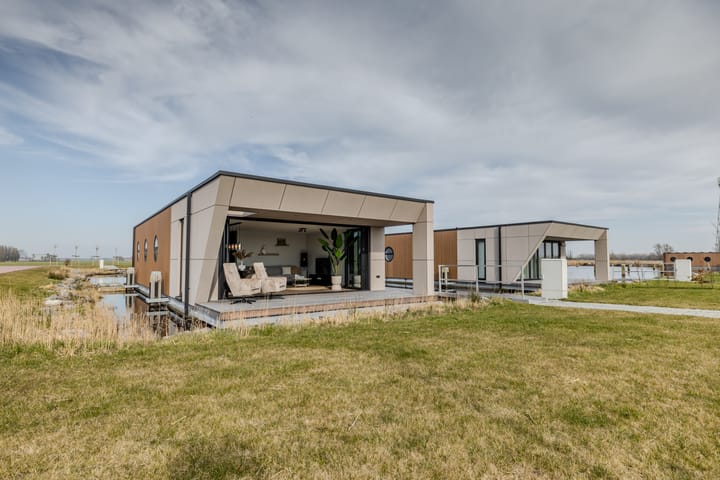 Foto 21 van Straatweg 32