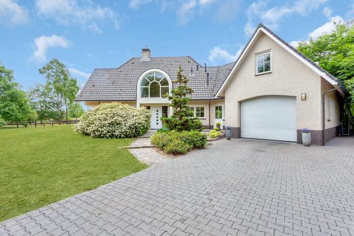 Photo 2 of Leppepaalweg 10