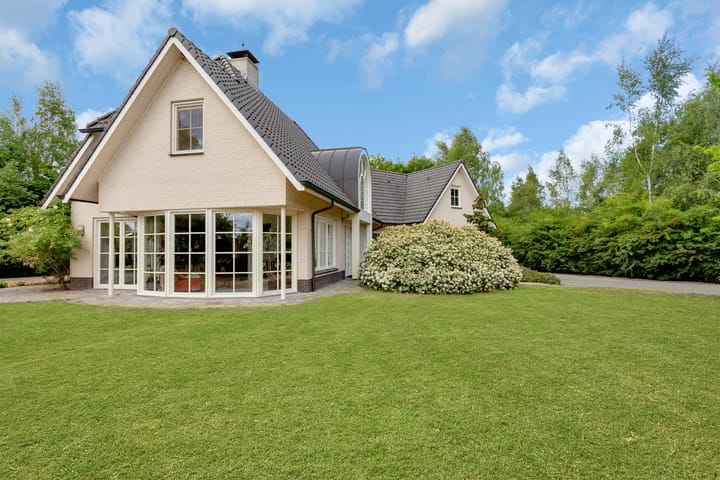 Photo 11 of Leppepaalweg 10