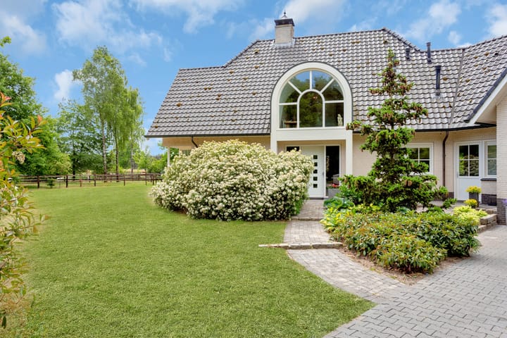 Photo 24 of Leppepaalweg 10