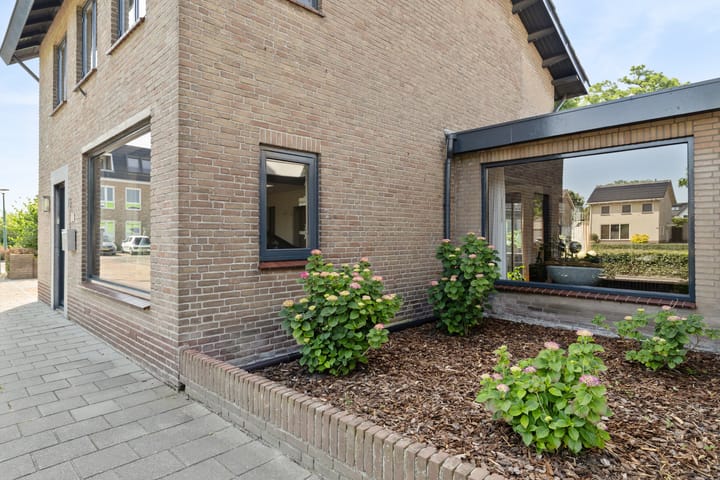 Foto 45 van Berndijksestraat 16
