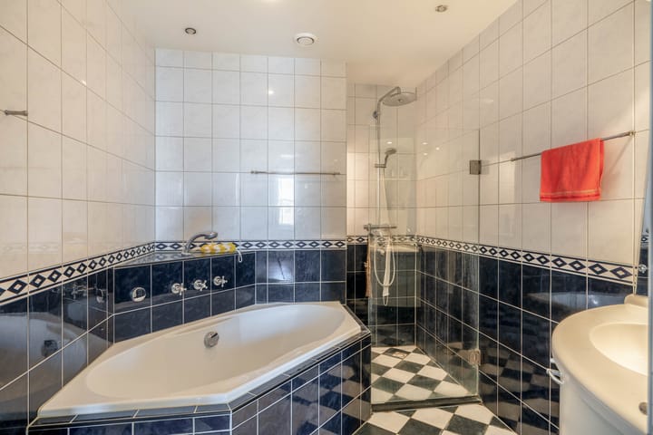 Photo 15 of Paradeplein 14