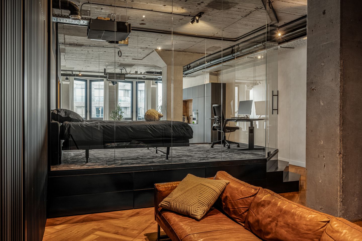 Photo 35 of Surinamepad 208