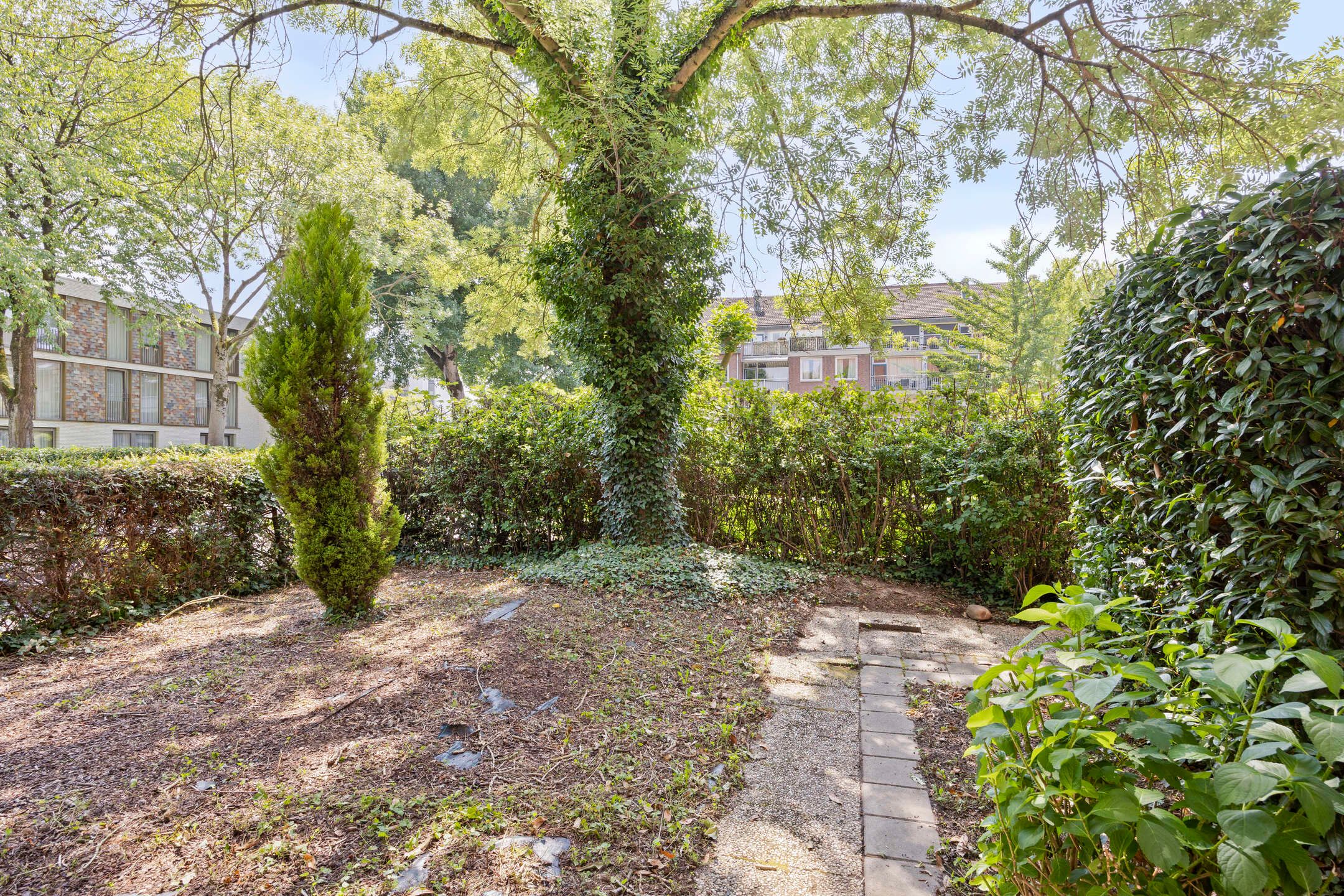 Foto 21 van Sauterneslaan 35-A