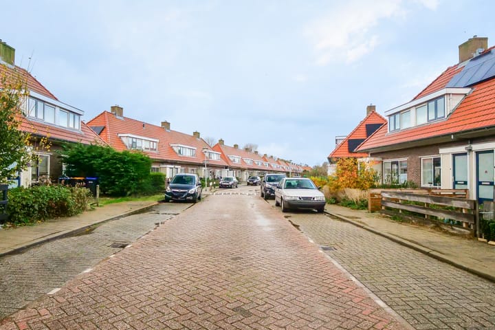 Foto 3 van Dahliastraat 111