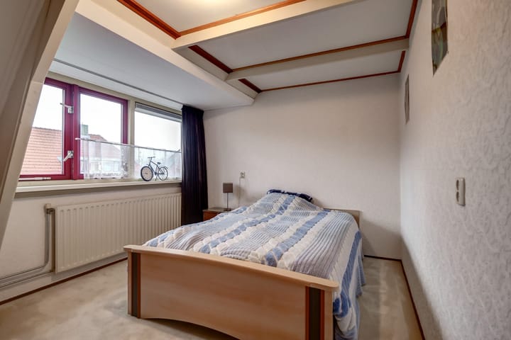 Foto 15 van Dahliastraat 111