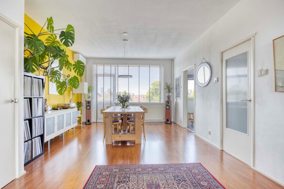 Photo 2 of Koningin Julianalaan 80