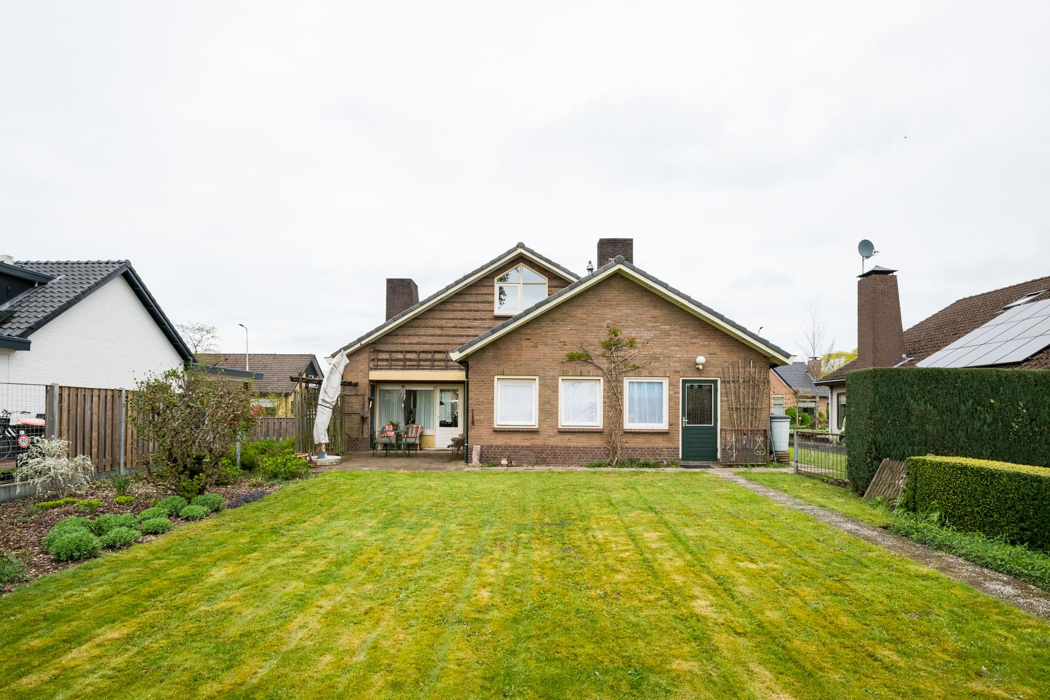 Photo 48 of Ruurloseweg 32