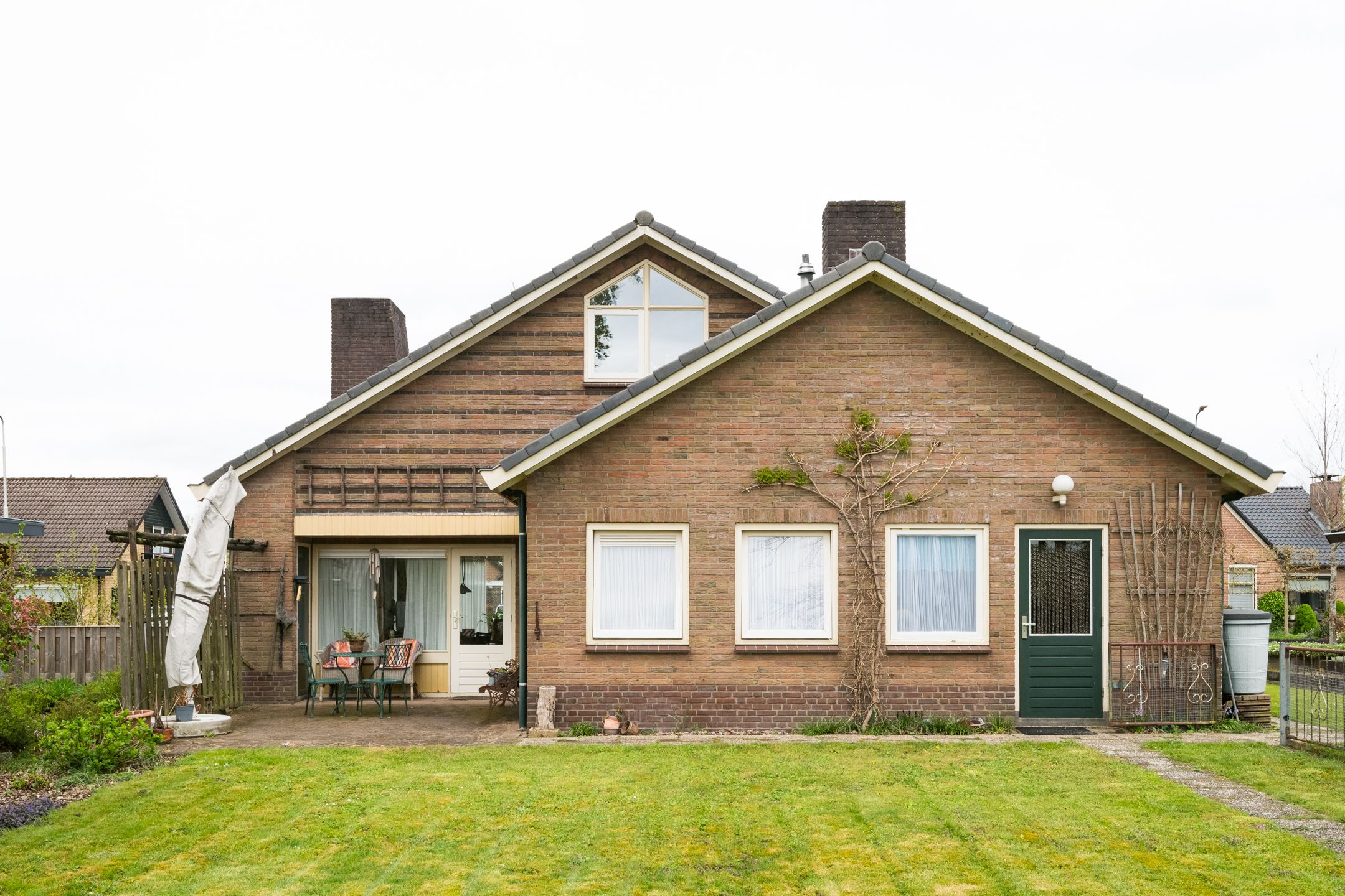 Photo 3 of Ruurloseweg 32